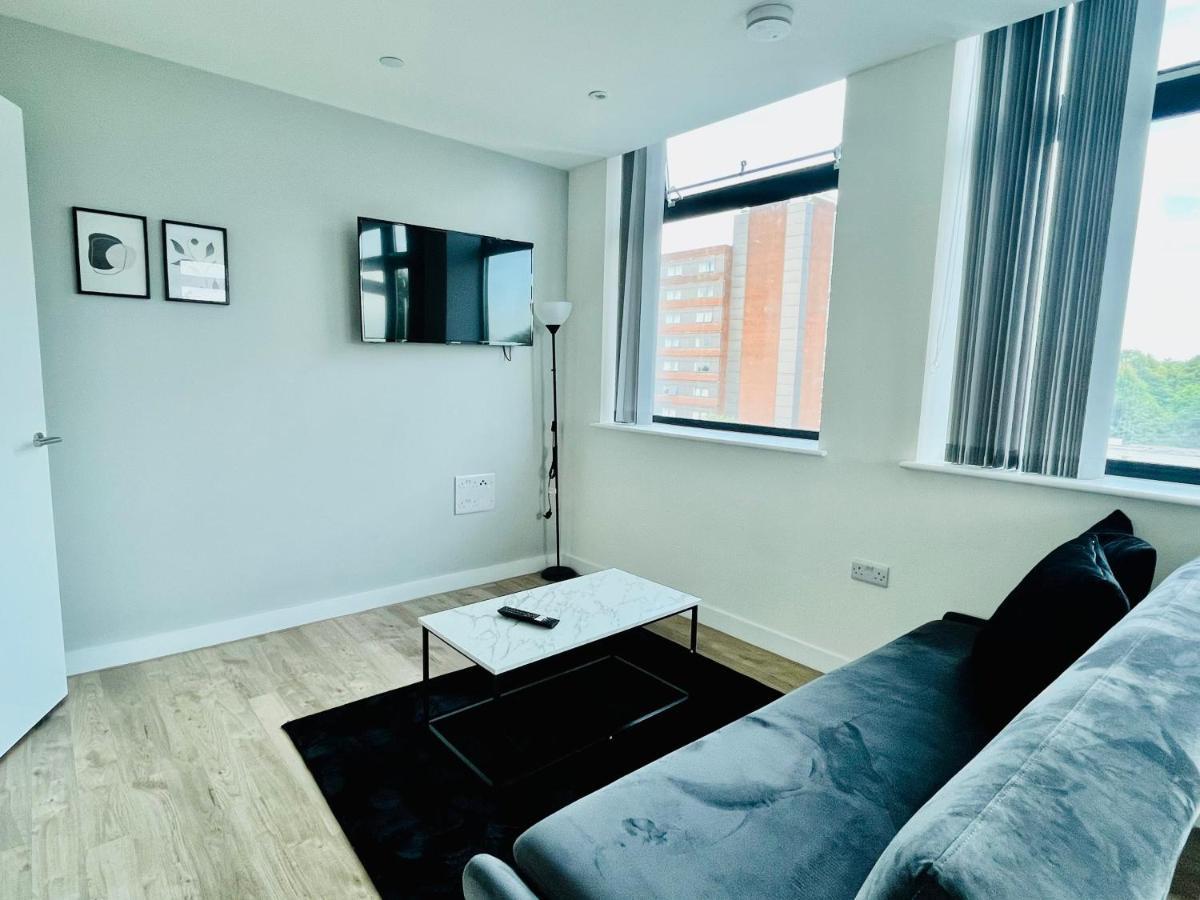Stunning One Bedroom Apartment In Old Trafford Манчестер Экстерьер фото