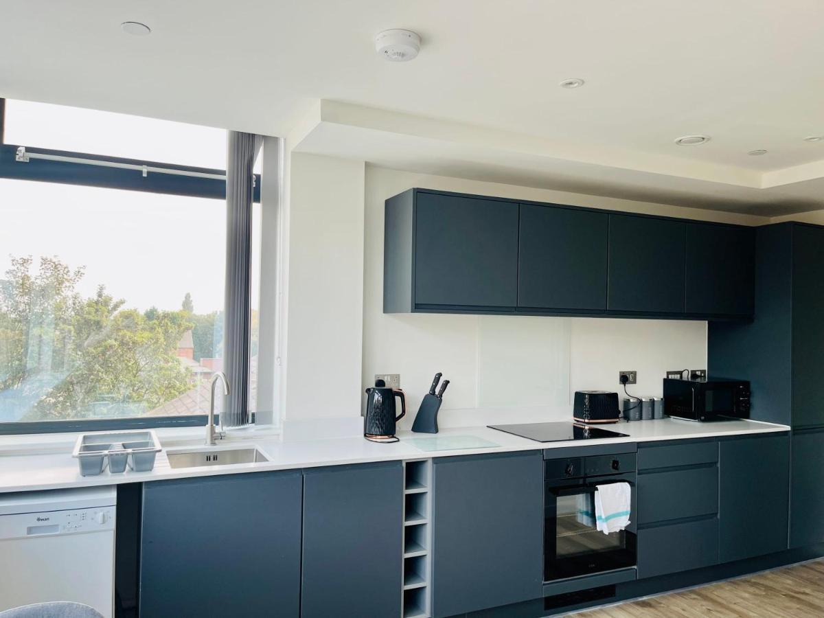 Stunning One Bedroom Apartment In Old Trafford Манчестер Экстерьер фото